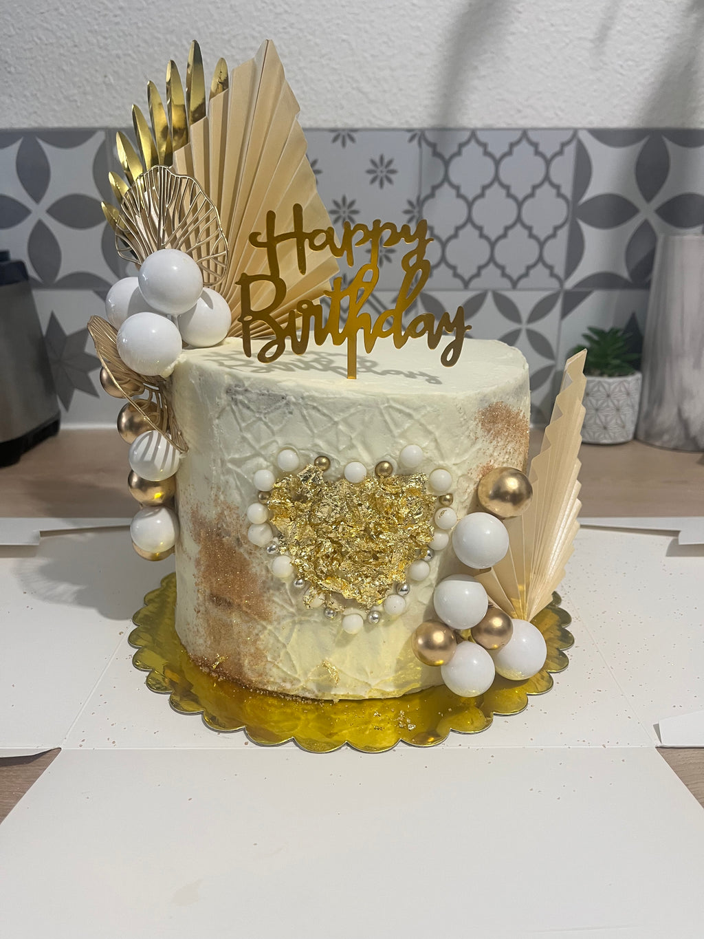 layer cake chantilly déco doré